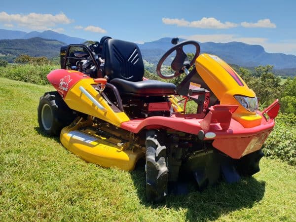 Ride on Mowers in Perth Supplier of Razorbacks CMX2106