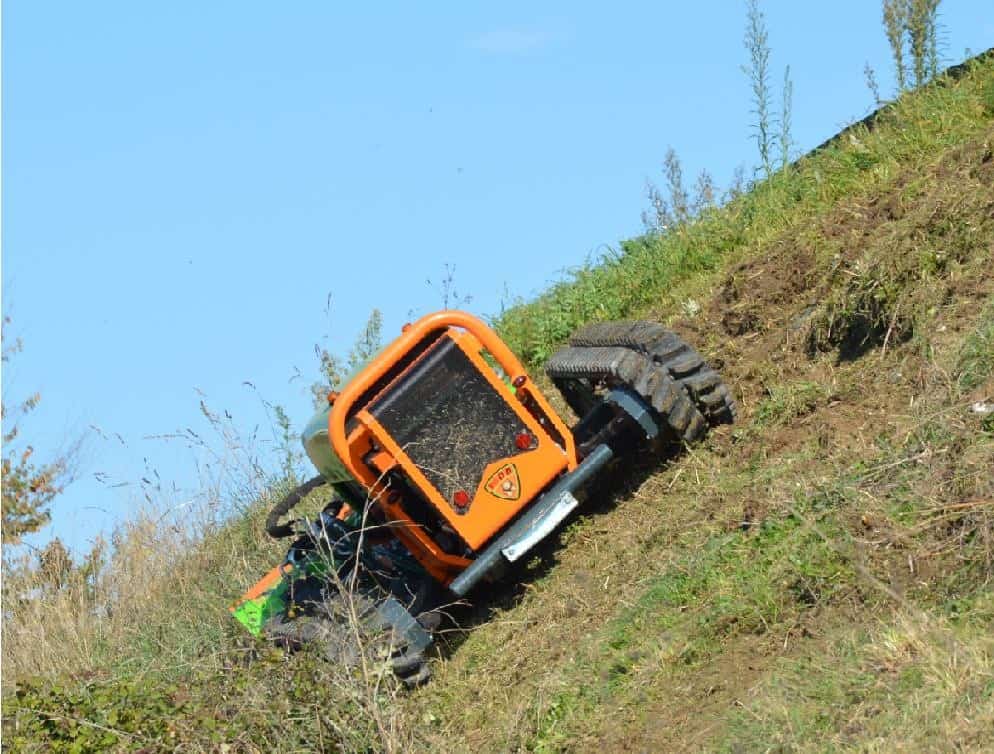 fully remote controlled Green Climber